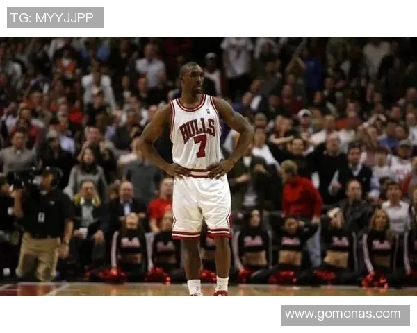 艾弗森对决火箭队的经典时刻与篮球传奇的碰撞回顾